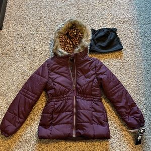 Purple brand new with tags jacket with extra hat. Weathertamer brand. Size 7/8